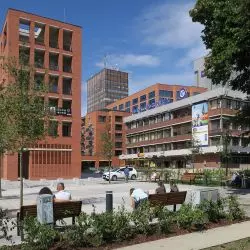 kompleks Rajska 8, proj.: JEMS — biurowo-mieszkalny obszar zlokalizowany w obrębie historycznego centrum Gdańska
