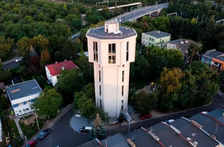 Living in the crown, or the new life of the water tower in Wroclaw