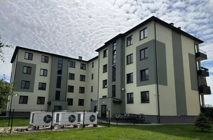 W Urszulinie pompy ciepła grzały blok przez cały rok - już liczą oszczędności
