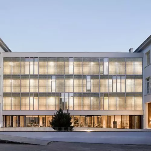 The second life of the edifice: the French post office is being transformed into the estate of the future