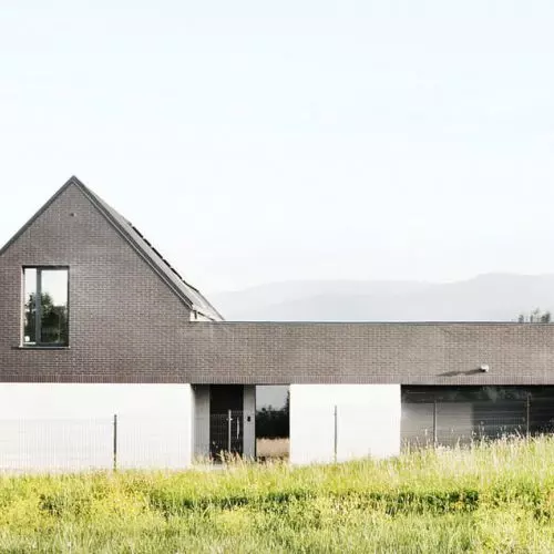 Dom z widokiem na Beskidy projektu YATTA Architekci