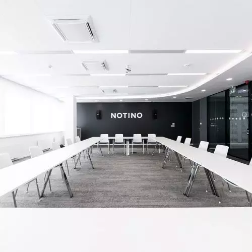 White that illuminates, but also protects from the harsh sun. Adagio ecological and acoustic ceilings