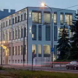Budynek Izby Administracji Skarbowej w Łodzi po przebudowie