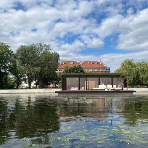 Do tej rzeki można wejść wiele razy - houseboat na Brdzie w Bydgoszczy