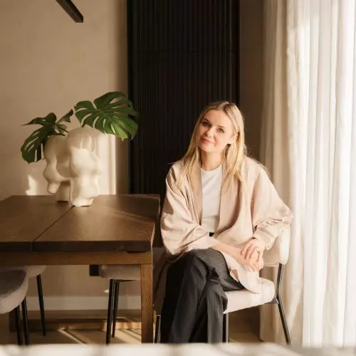 Japońska prostota na Siekierkach – 80 metrów kwadratowych w stylu japandi od Magdaleny Kanik z lys studio