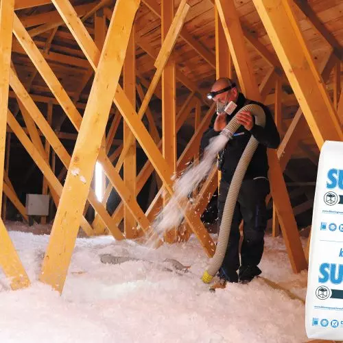 Blown-in insulation - a quick way to insulate your home