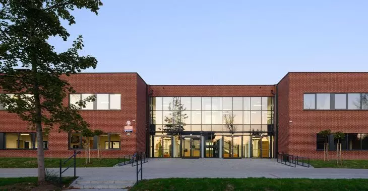 Nowa Szkoła Podstawowa nr 17 w Rudzie Śląskiej
