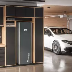 Modele ecoGEO+ Compact posiadają wbudowany zasobnik c.w.u. 165 l