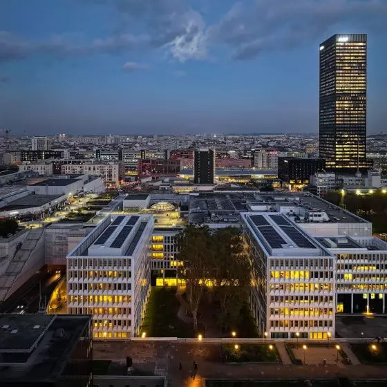 Nowoczesna architektura biurowa w Lyonie