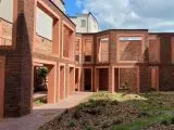 Srebrna architektura z ceglanym sercem - nowy TBS przy ulicy Mariackiej w Katowicach