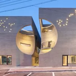 Projekt Two Moon autorstwa Moon Hoona w Korei Południowej