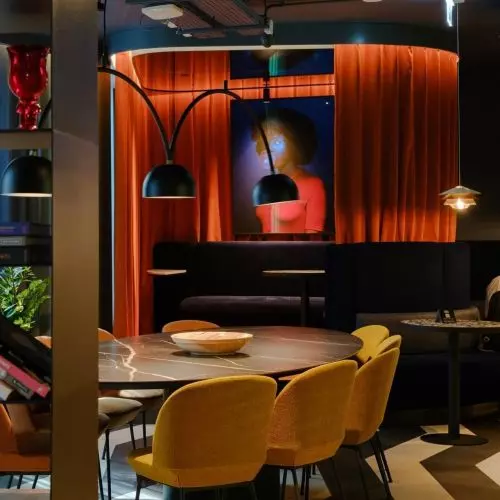 Sztuka zamieszkała w hotelach. Czy hotel może być galerią?