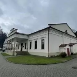 Kotły Power Max, Kompleks dworsko-parkowy w Kąśnej Dolnej