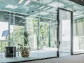 Zawiasy hydrauliczne Biloba EVO i ościeżnica GSW Office