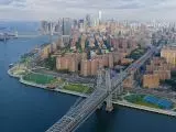 The park that protects the metropolis. How is East River Park changing Manhattan?