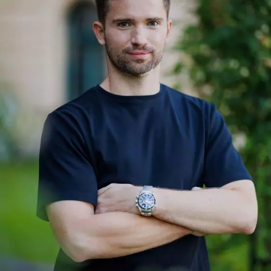 Karol Walachowski, autor książki „Poza największymi. Studium o byłych stolicach województw”