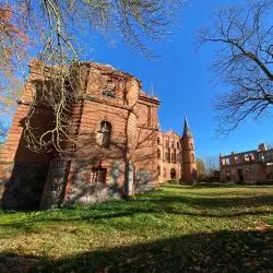 Sensu largo. Człowiek, milieu, architektura