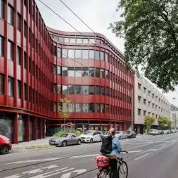 Biurowiec Curve X w Düsseldorfie