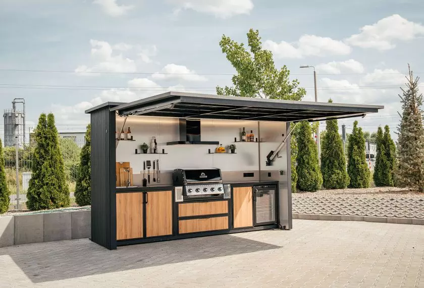 Kompletnie wyposażony GardenBOX gotowy do użytku