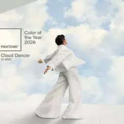 Cloud Dancer kolorem roku 2026