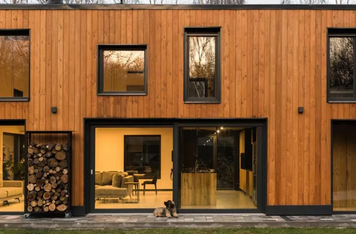 From an old barn to a modern single-family home. Ślonsko Chałpa by the mode:lina™ project.