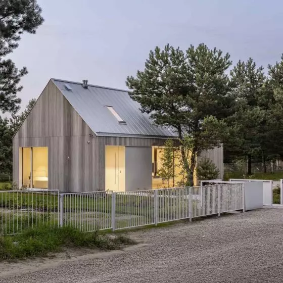 Kownatki Lake House