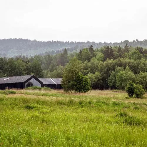 Domolas. Dom z pracownią artystyczną od kropka studio