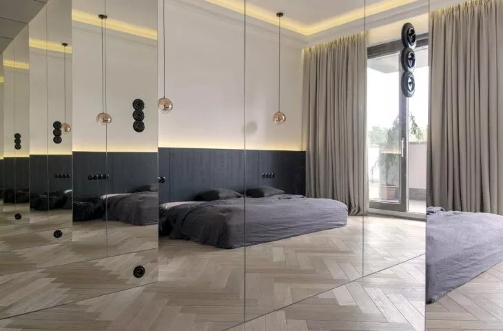Minimalizm na 42 m² na Żoliborzu projektu Studia. O.