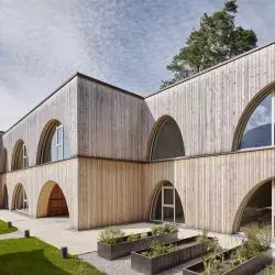 Allesamt Familycenter w Nenzingu
