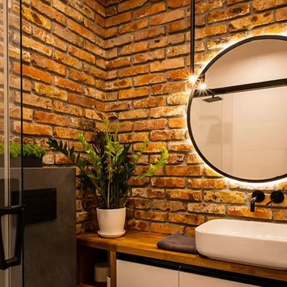 Dlaczego architekci wracają do cegły i przestają używać jej imitacji?