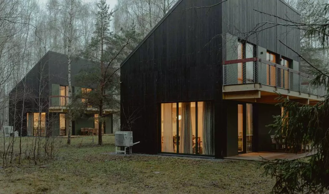 Studzienno 27 - four wooden houses at the foot of the Table Mountains