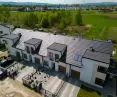 Realizacja z wykorzystaniem dachóweki czeramicznej BERGAMO Antracytowa angoba z oferty Röben