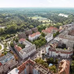 Traugutta nad Oławą, inwestycja we Wrocławiu; widok z lotu ptaka