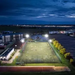 Modernizacja oświetlenia obiektu sportowego w Skórzewie