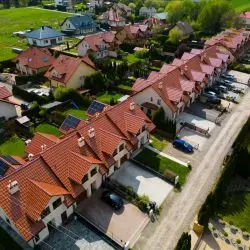 Osiedle - dachówka ceramiczna MONZA miedziana angoba