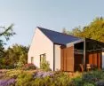 Shutters w ofercie Aluprof Sun Shading Solutions – nowe panele przesuwne do zabudowy bocznej pergoli