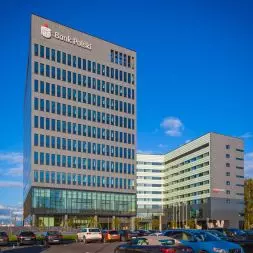 Gdynia Waterfront 1, budynek biurowy Pekao Bank Polski, hotel Marriott Courtyard,