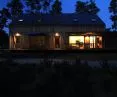 Osada Osjaków nocą