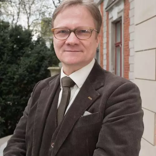 Twórczy chaos, poligon doświadczeń i „Trudne sprawy”. Bujnowski Architekci na FOPA 2026