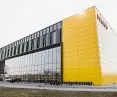 Epoksydowo-kwarcowa posadzka Peran STB w zaawansowanym technologicznie showroomie FANUC Polska we Wrocławiu