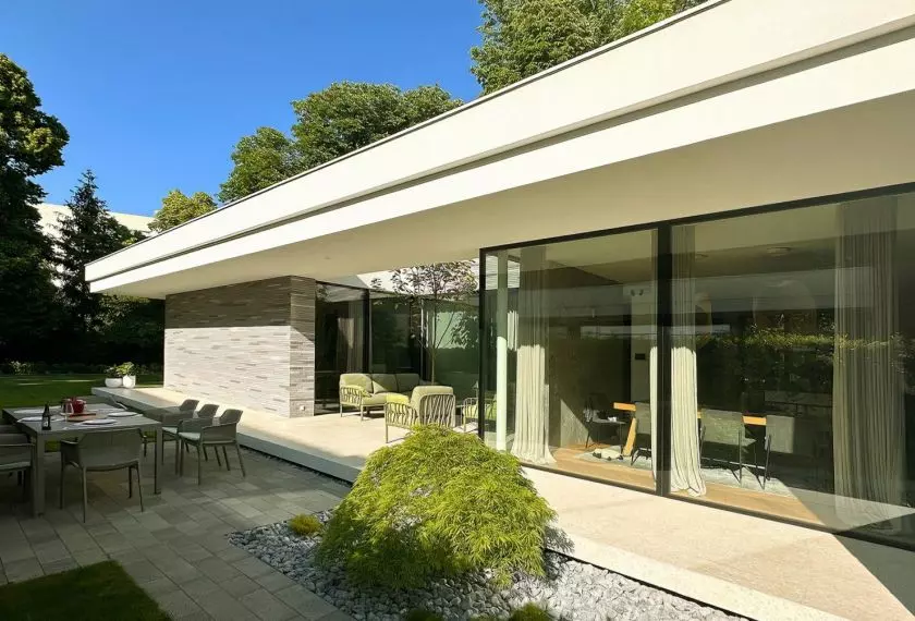 Forrest House