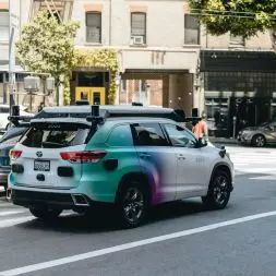 Samochód autonomiczny w San Francisco