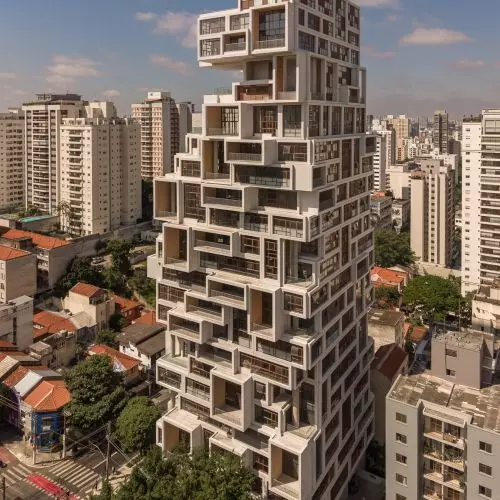 W São Paulo powstała nowa miejska ikona. Valente łączy życie, pracę i miasto