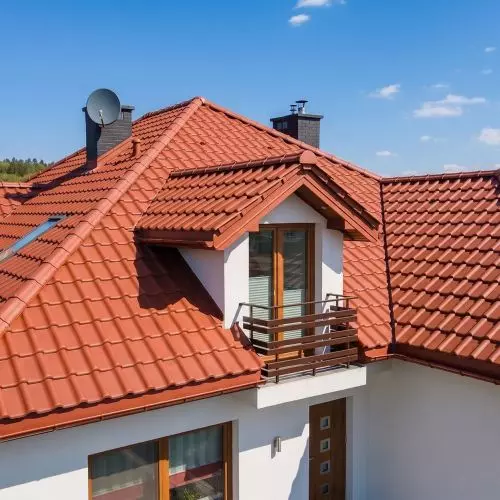 A red roof—the oldest trend that never goes out of style