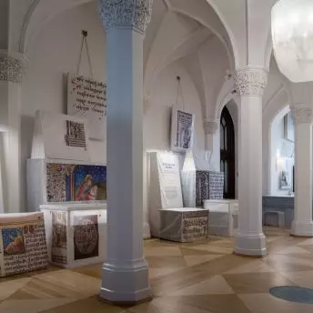 Wystawa „Otoczone troską. Kórnickie dziedzictwo w dziewięciu odsłonach. 600 lat Zamku, 200 lat Biblioteki” w Zamku w Kórniku