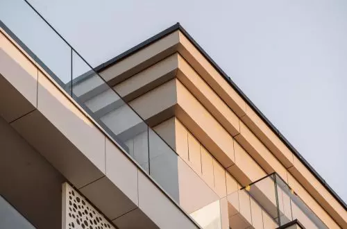 Elewacje przyszłości już dziś. Dlaczego architekci wybierają Dekton®?