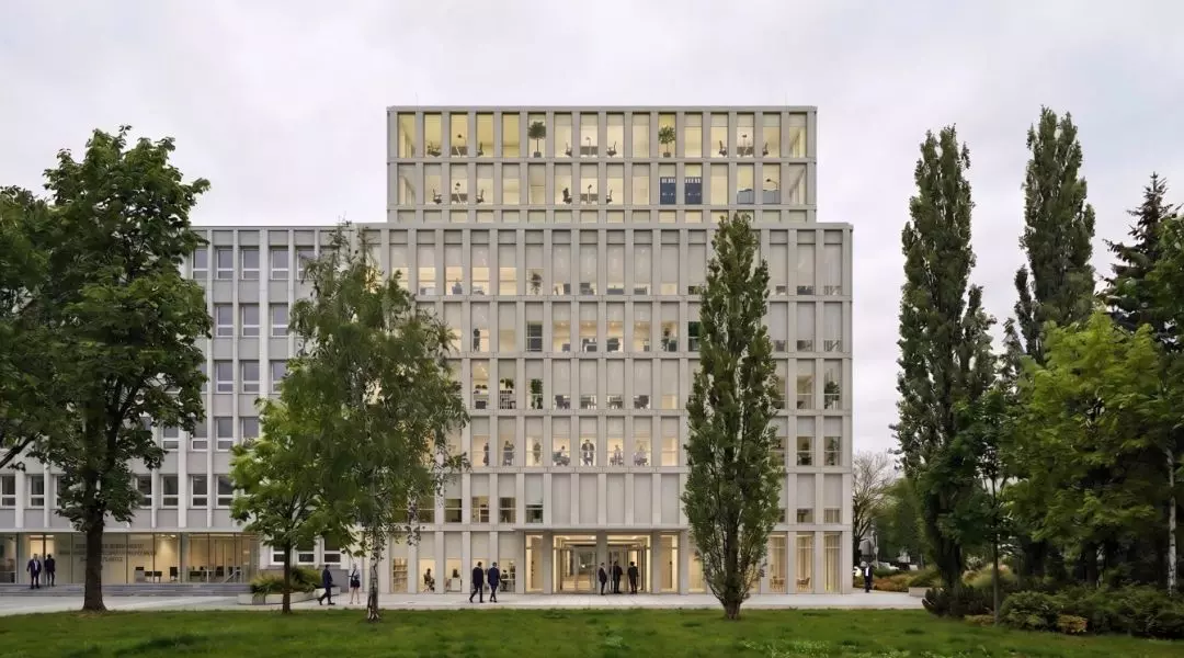 Wyróżnienie, proj.: Makowscy Mużacz
