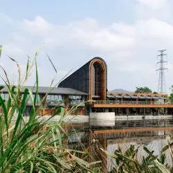Zhuhai Chillong Dreamland Barn Restaurant w Zhuhai
