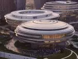 Three Clouds Over the Bay: MAD’s Tengyun Center in Shenzhen