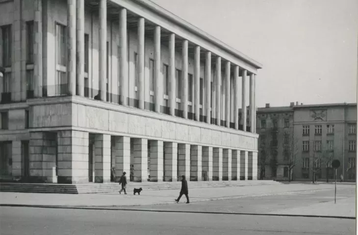A show where architecture takes center stage. An exhibition of works by Józef and Witold Korski is currently on view in Łódź